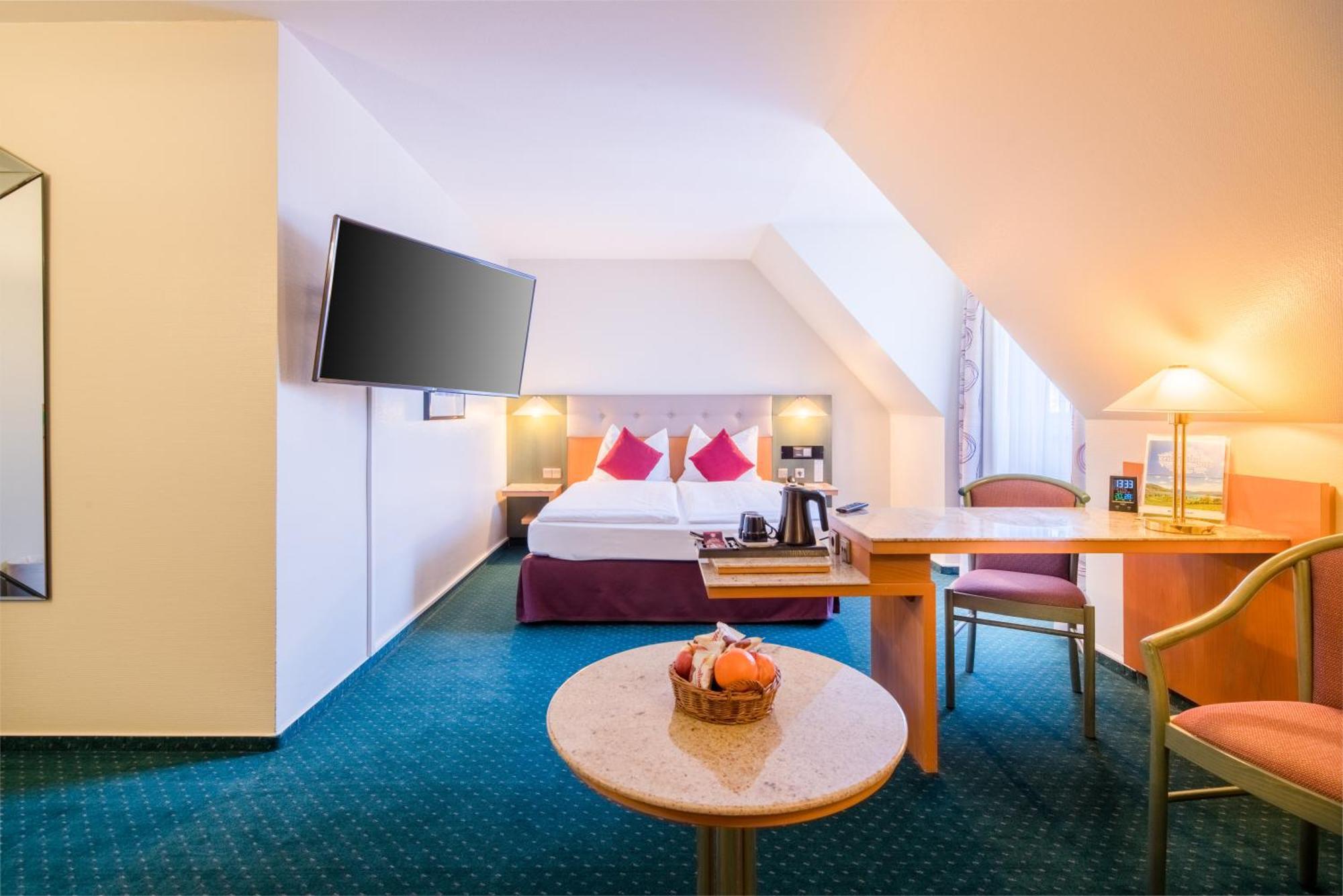 Plaza Inn Blankenburg Ditzingen, Sure Hotel Collection ภายนอก รูปภาพ