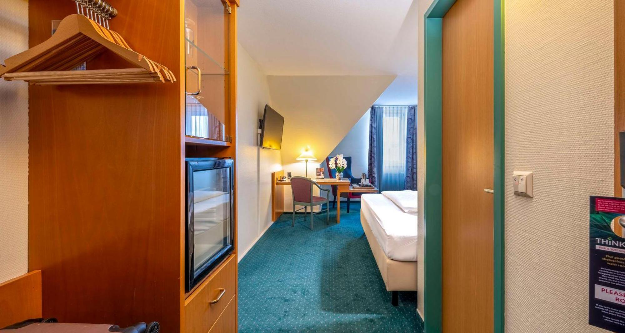 Plaza Inn Blankenburg Ditzingen, Sure Hotel Collection ภายนอก รูปภาพ